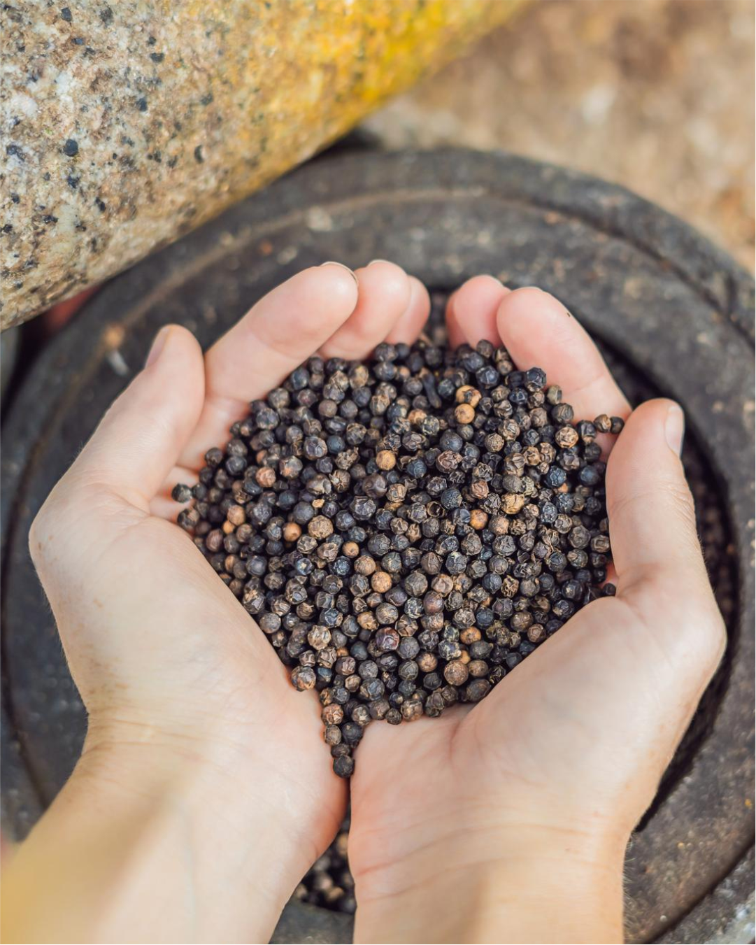 Stone-Crushed Black Pepper Powder (Kali Mirch) | Pure, High-Piperine Fiery Essential | Pack of 1 x 100g